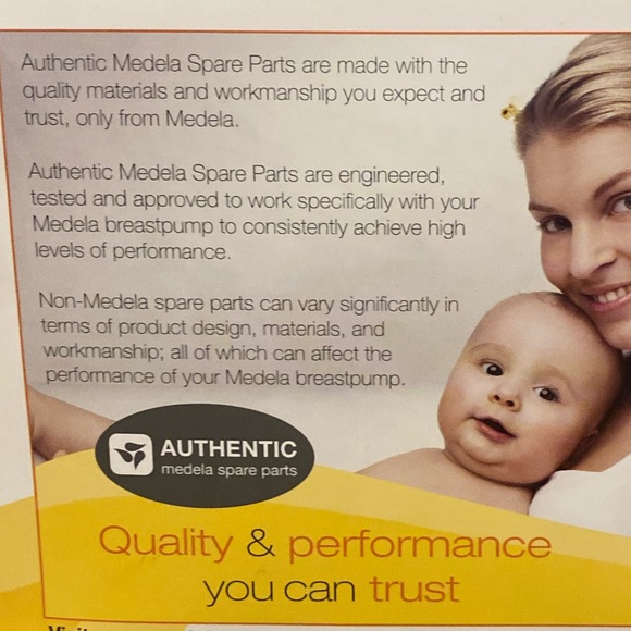 MEDELA Breastmilk Collection & Storage Gift Set Box 6 Bottles and Lids - Picture 5 of 5